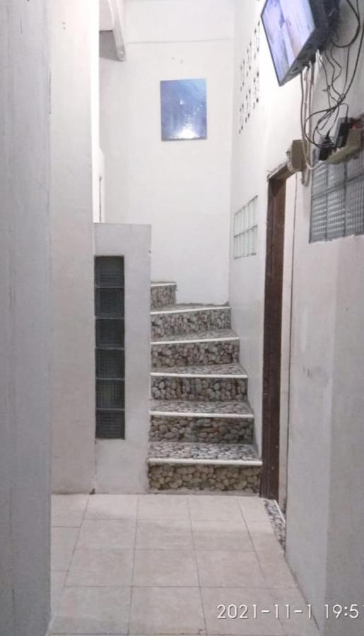 Greenkost Hostel Sintang Bagian luar foto